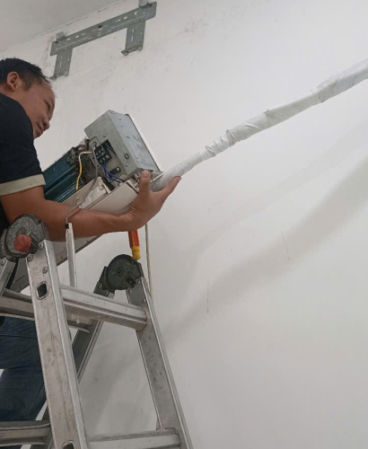 Sửa Máy Lạnh Dĩ An Bình Dương Uy Tín - Kỹ Thuật Điện Lạnh MK