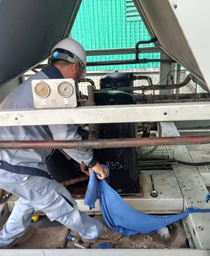 Dịch Vụ Sửa Máy Lạnh Chiller Tại Đức Hòa Long An – Kinh Nghiệm Lâu Năm, Xử Lý Triệt Để