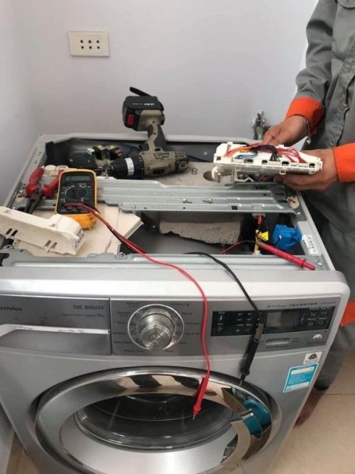 washing machine repairman