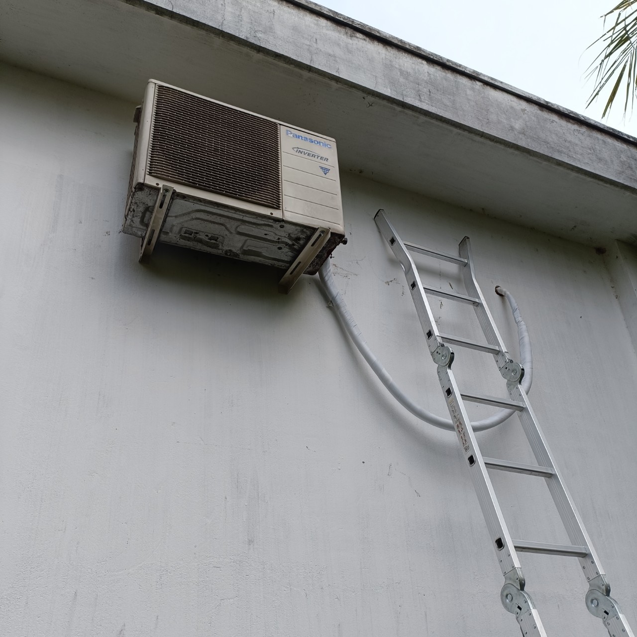 air conditioner maintenance service in Ho Chi Minh City