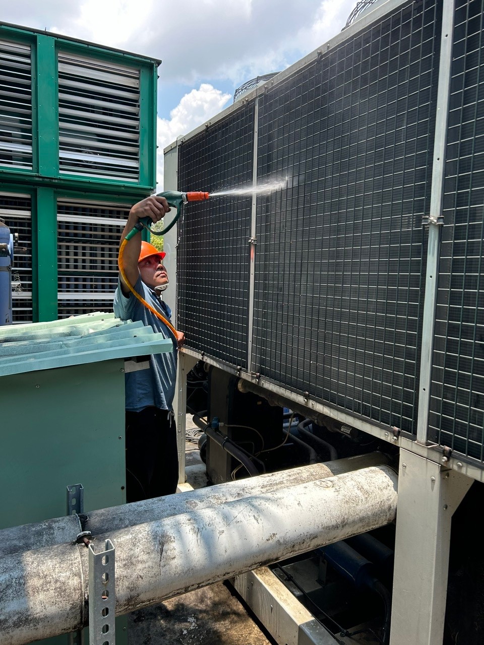 industrial air conditioner cleaning
