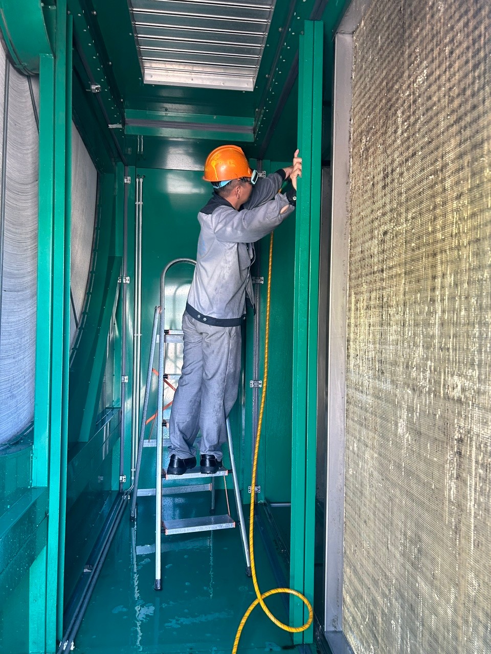 different types of industrial air conditioners