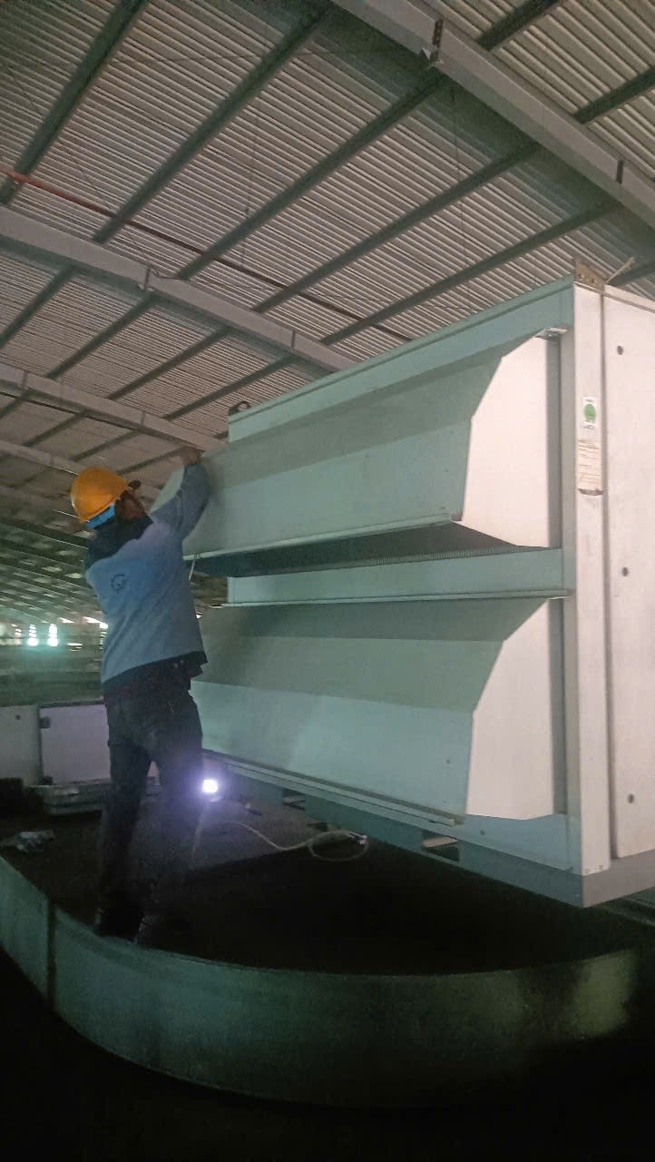 industrial air conditioner maintenance